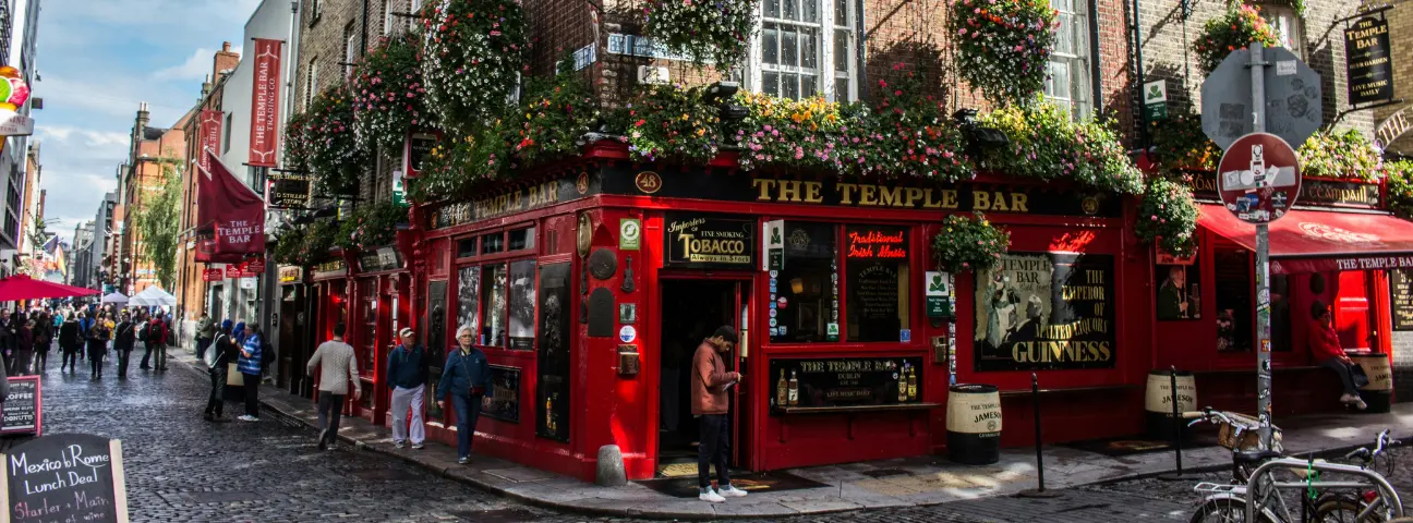 The Temple Bar Dublin Getting Around Dublin