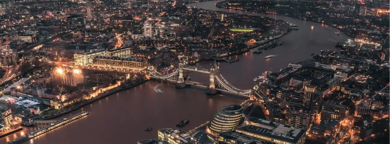 London Aerial Night View Student City Why London Is a Top Choice for Students.webp